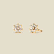 Load image into Gallery viewer, Flora Luxe Stud Earrings