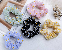 Load image into Gallery viewer, Melody scrunchie hair ties