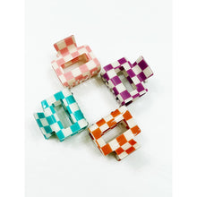 Load image into Gallery viewer, Checkered Hair Claw fashion, jewelry ￼