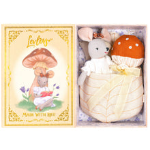 Load image into Gallery viewer, Mouse and the Mushroom Wonder Forest Set Brown