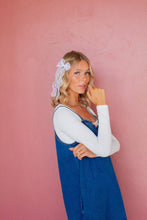 Load image into Gallery viewer, Callie Lace Bow Clip
