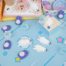 Load image into Gallery viewer, Gummy Polar Plunge Toy