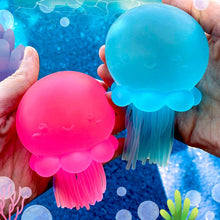 Load image into Gallery viewer, Super Duper Sugar Squisher - JellyFish Sugar DNA