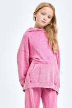 Load image into Gallery viewer, Oversized Mineral Wash Hoodie