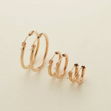 Load image into Gallery viewer, Maude Hoop Earrings