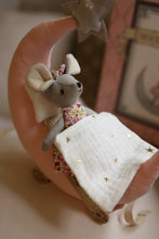 Load image into Gallery viewer, Mouse and the Moon Sweet Dreams Mouse
