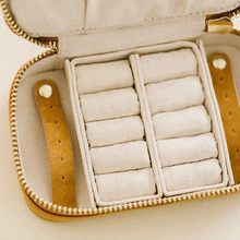 Load image into Gallery viewer, Jewelry Case