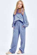 Load image into Gallery viewer, Mineral wash wide leg sweatpants