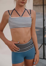 Load image into Gallery viewer, Five Foldover Shortie