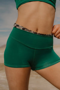 FIVE Everyday Hybrid Short 2"
