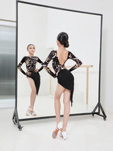 Load image into Gallery viewer, ZYM On The Move Fringes Skirt Kids #2041