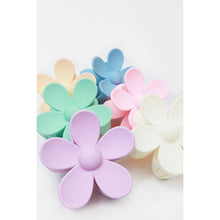 Load image into Gallery viewer, Pastel Tone Daisy Hair Clips