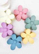 Load image into Gallery viewer, Daisy Matte Hair Claw