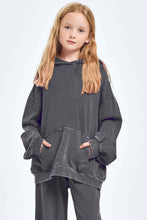 Load image into Gallery viewer, Oversized Mineral Wash Hoodie