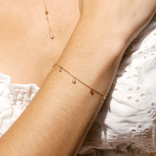 Load image into Gallery viewer, CZ Poppy Floating Bracelet
