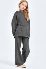 Load image into Gallery viewer, Mineral wash wide leg sweatpants