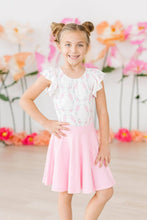 Load image into Gallery viewer, Rosie Posie S/S Flutter Sleeve Leotard