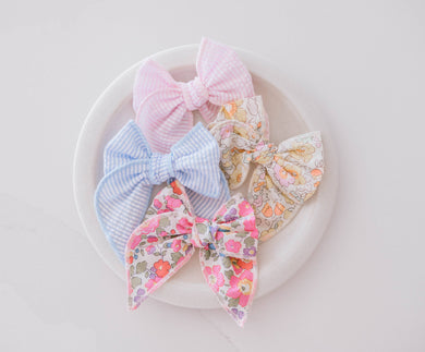 Sarah Fable Bow in Baby Pink Stripes Seersucker